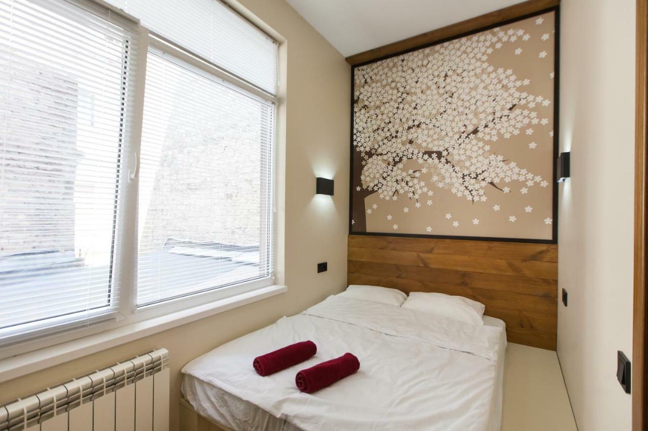 Nap & Rest Hostel Киев Экстерьер фото